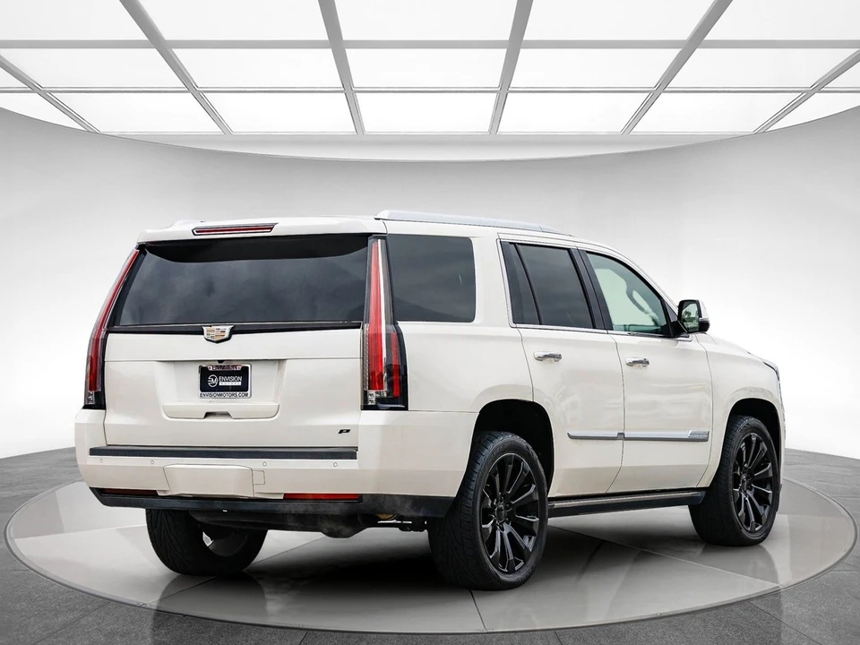 2015 Cadillac Escalade 4th Gen - Image 4 of 12