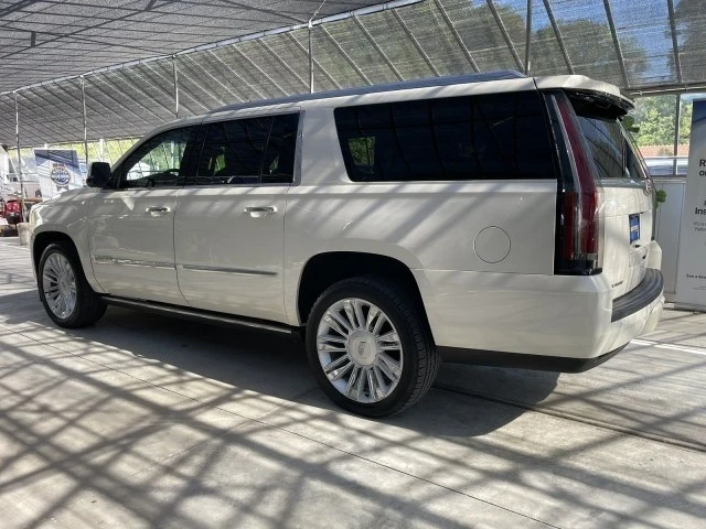 2015 Cadillac Escalade 4th Gen - Image 19 of 21