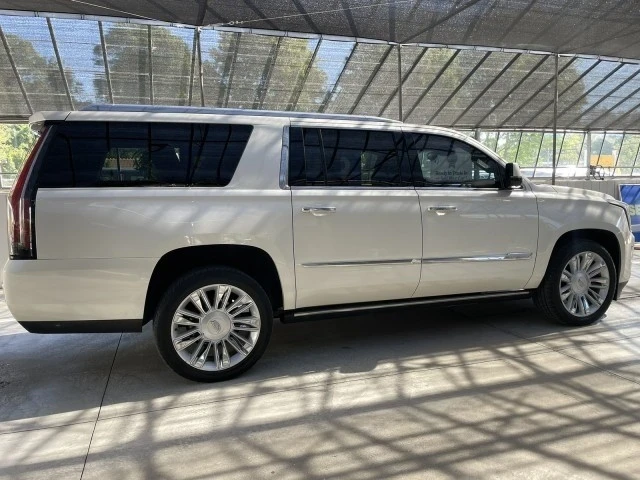 2015 Cadillac Escalade 4th Gen - Image 5 of 21