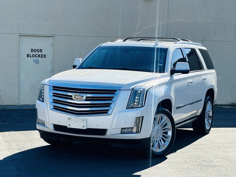 2015 Cadillac Escalade 4th Gen - Image 3 of 21