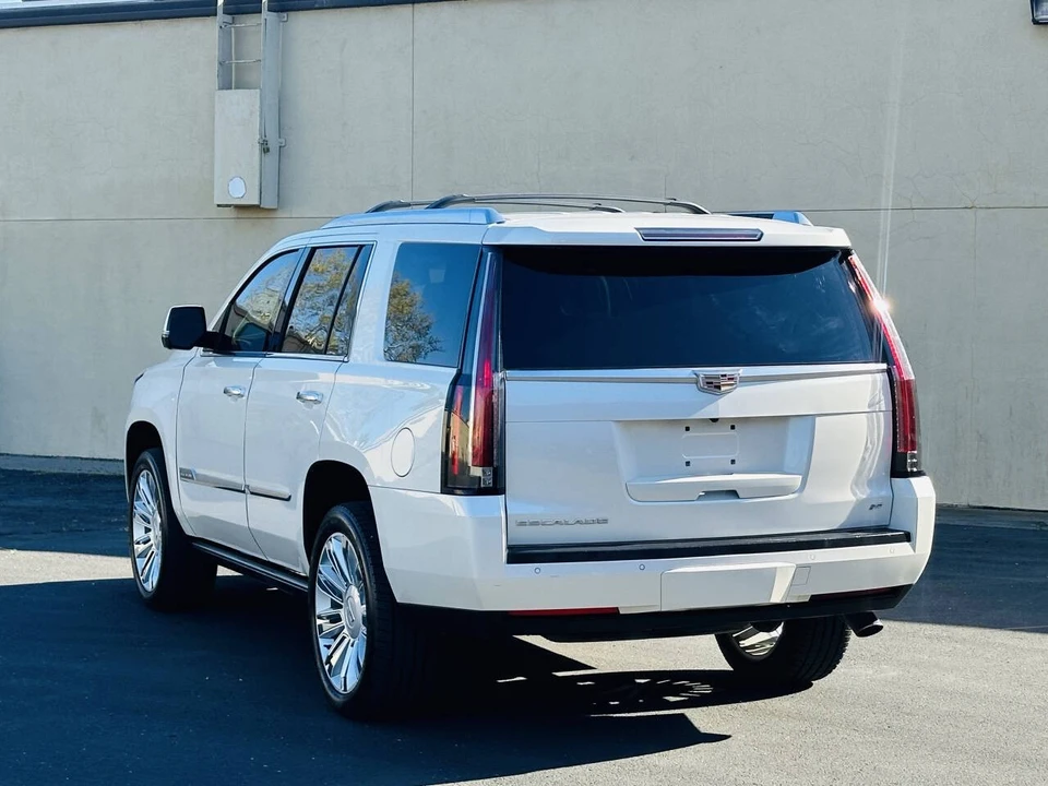2015 Cadillac Escalade 4th Gen - Image 5 of 21