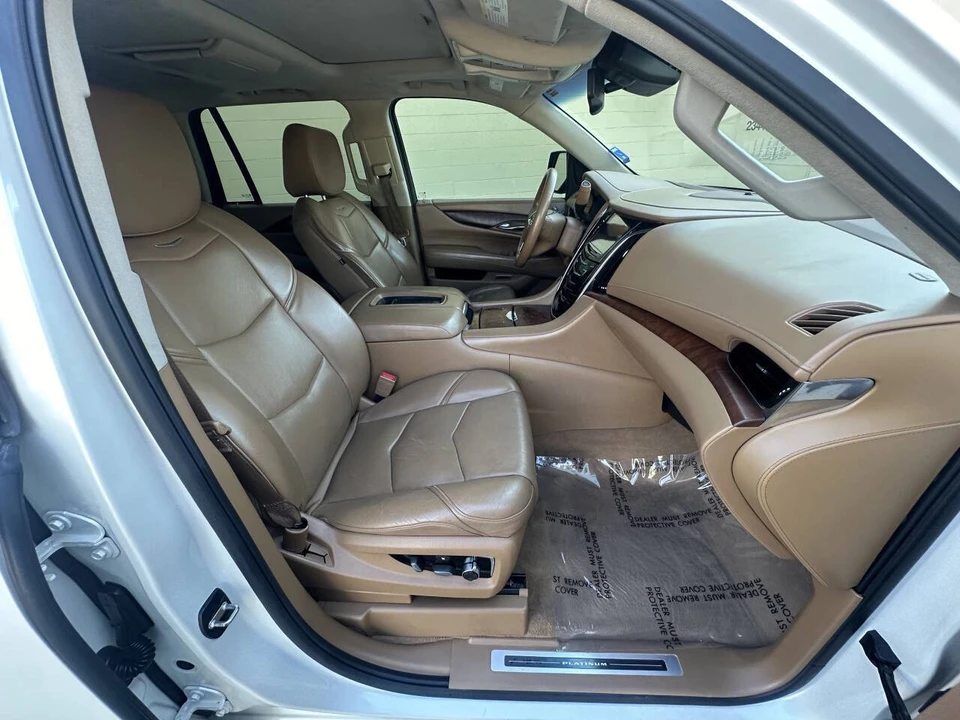 2015 Cadillac Escalade 4th Gen - Image 11 of 21