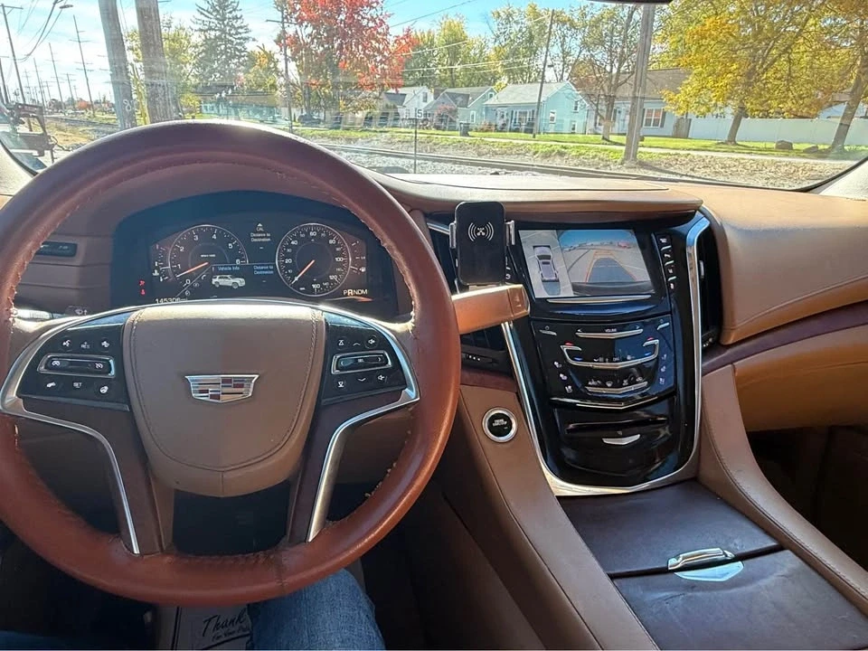 2015 Cadillac Escalade 4th Gen - Image 14 of 14