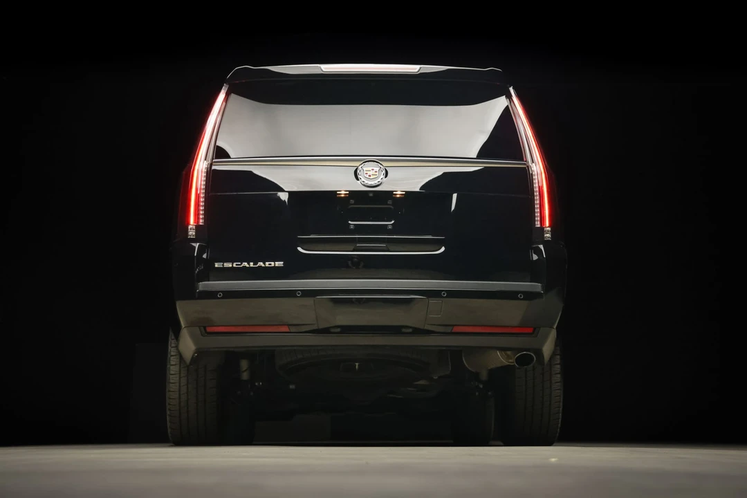 2015 Cadillac Escalade 4th Gen - Image 31 of 31