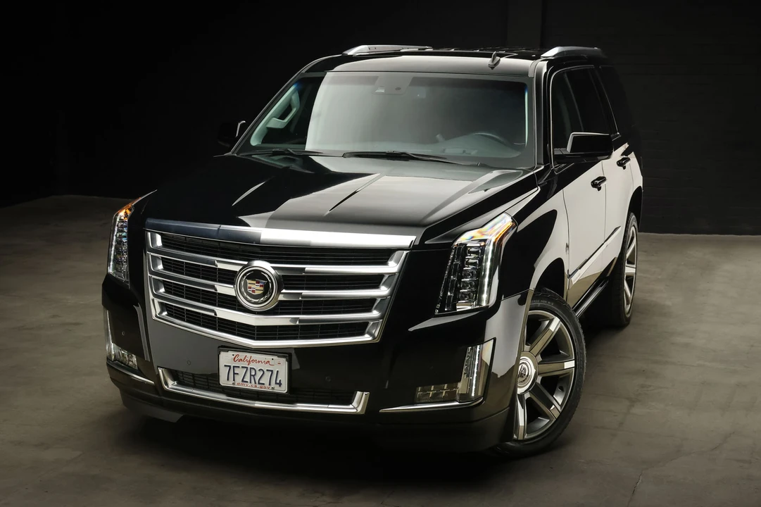 2015 Cadillac Escalade 4th Gen - Image 19 of 31
