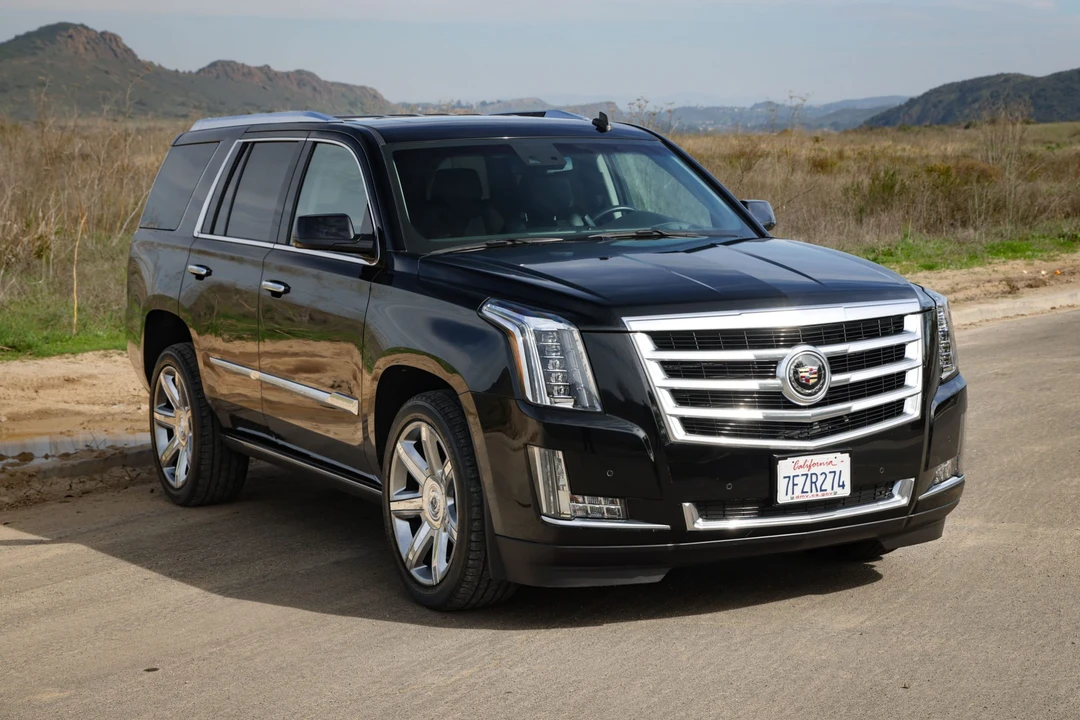2015 Cadillac Escalade 4th Gen - Image 17 of 31
