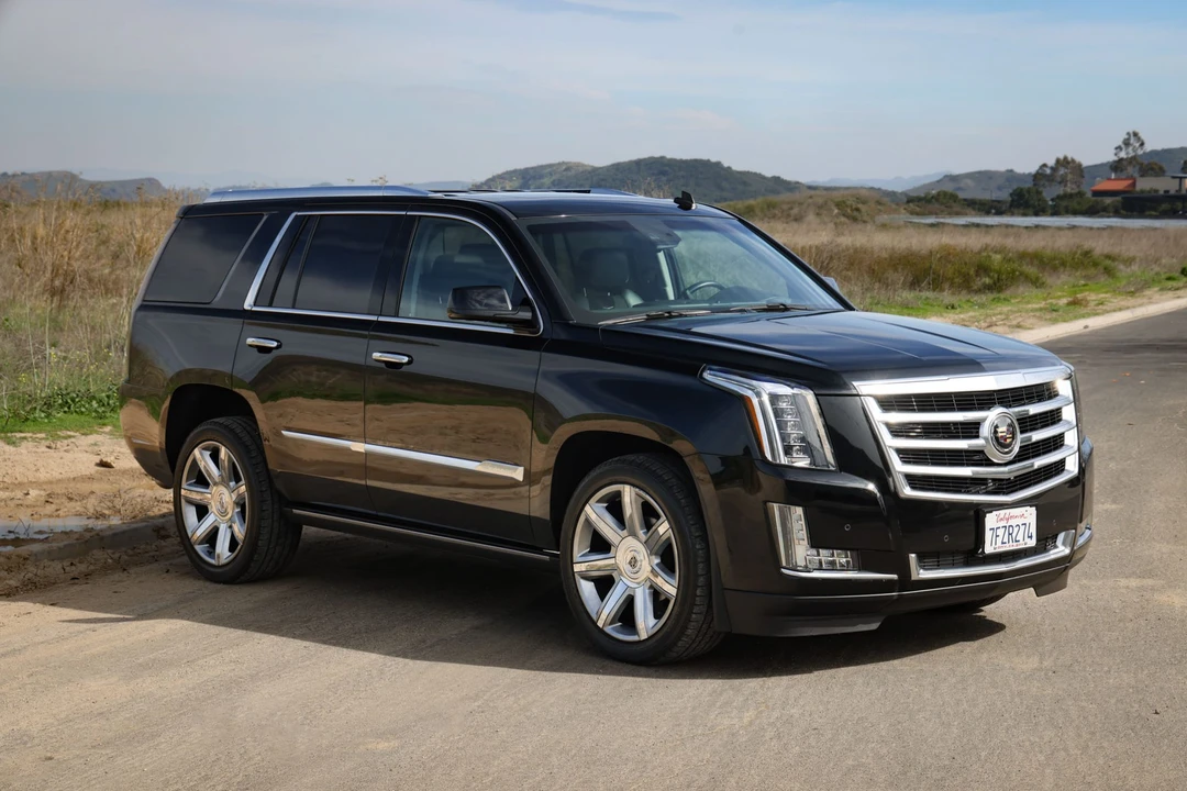 2015 Cadillac Escalade 4th Gen - Image 16 of 31