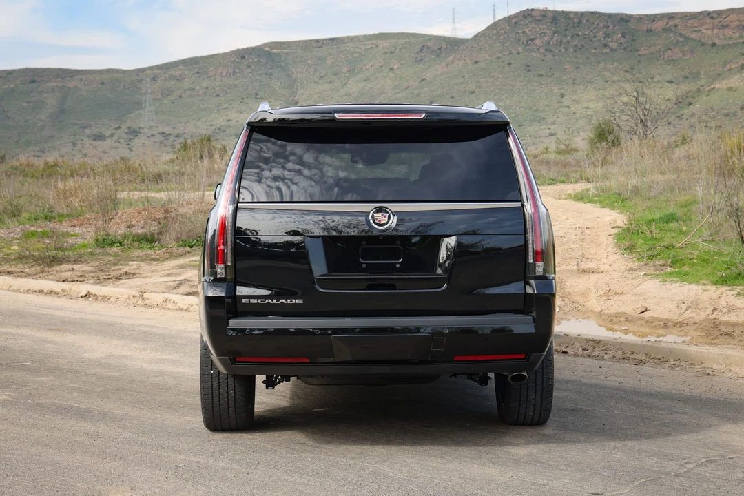 2015 Cadillac Escalade 4th Gen - Image 10 of 31