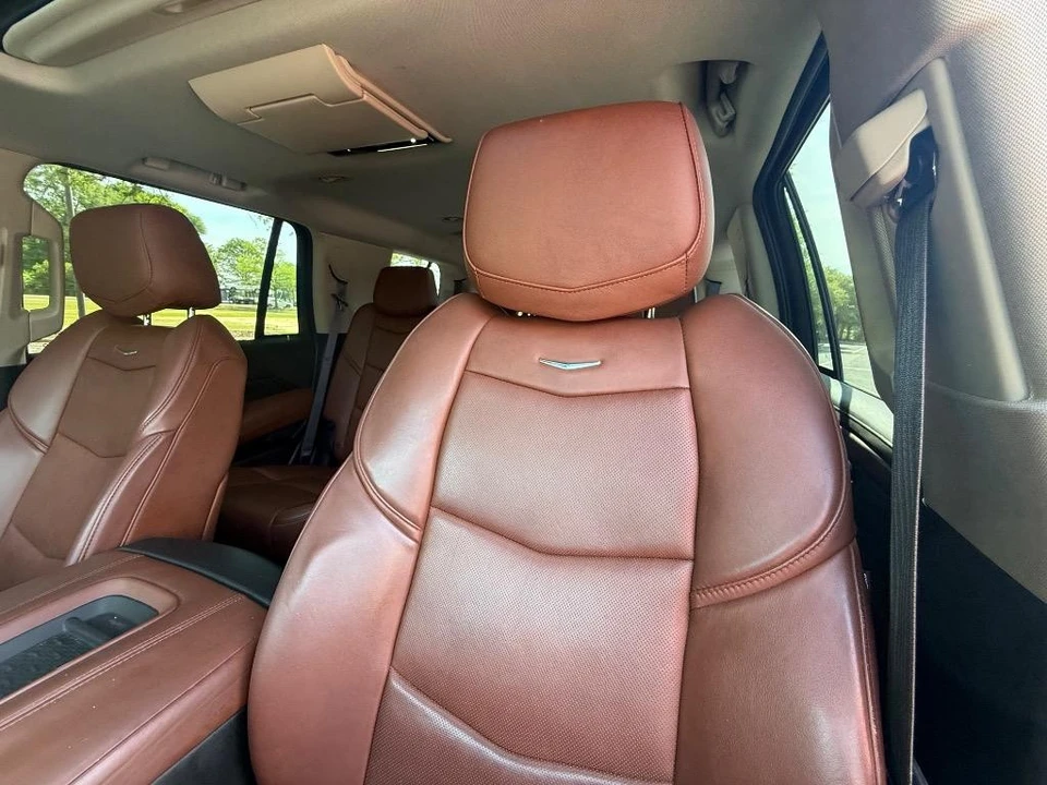 2015 Cadillac Escalade 4th Gen - Image 12 of 21
