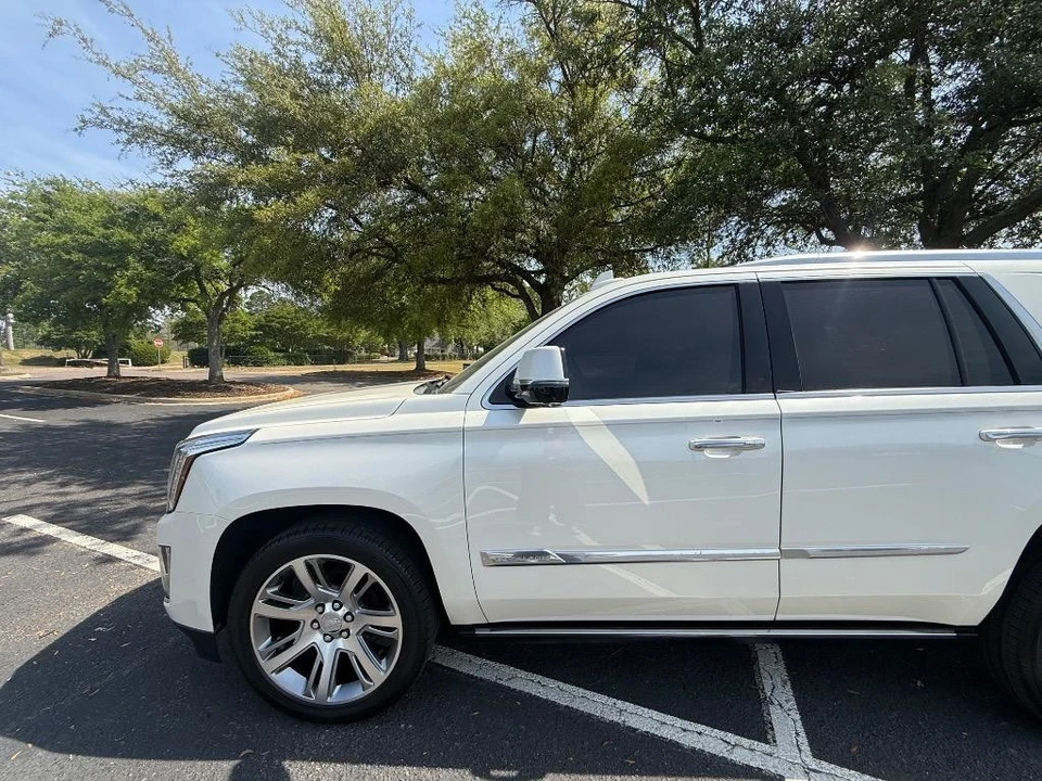 2015 Cadillac Escalade 4th Gen - Image 5 of 21