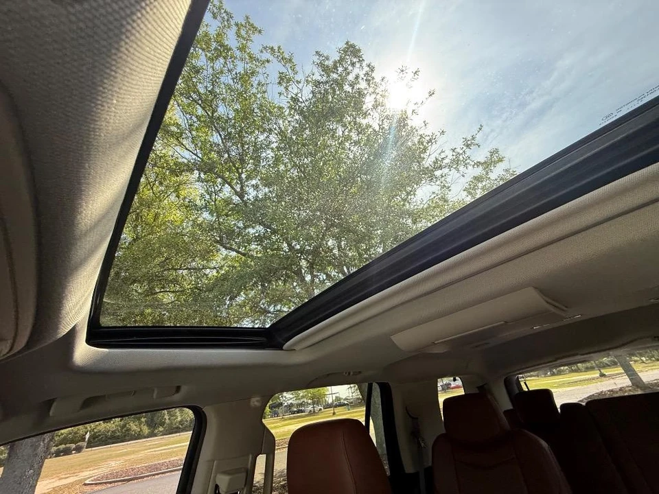2015 Cadillac Escalade 4th Gen - Image 19 of 21
