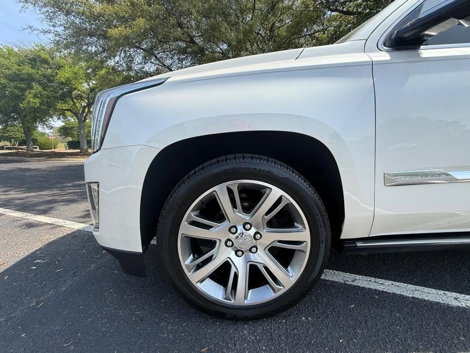 2015 Cadillac Escalade 4th Gen - Image 3 of 21