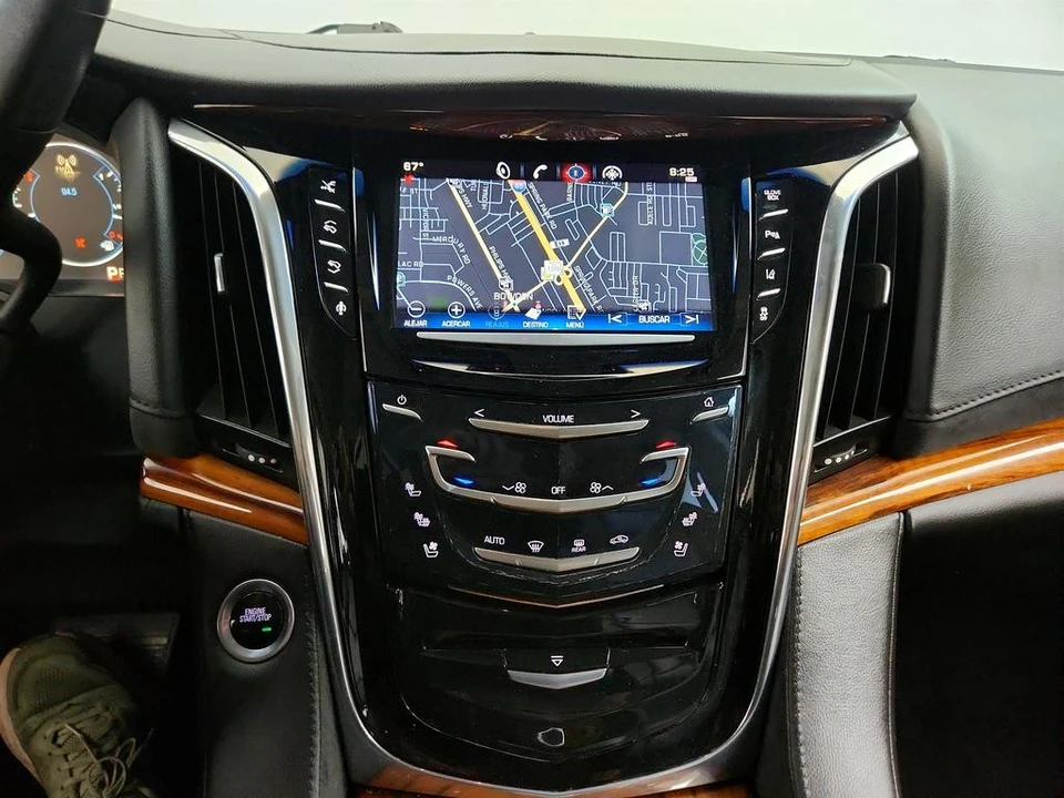 2015 Cadillac Escalade 4th Gen - Image 21 of 21