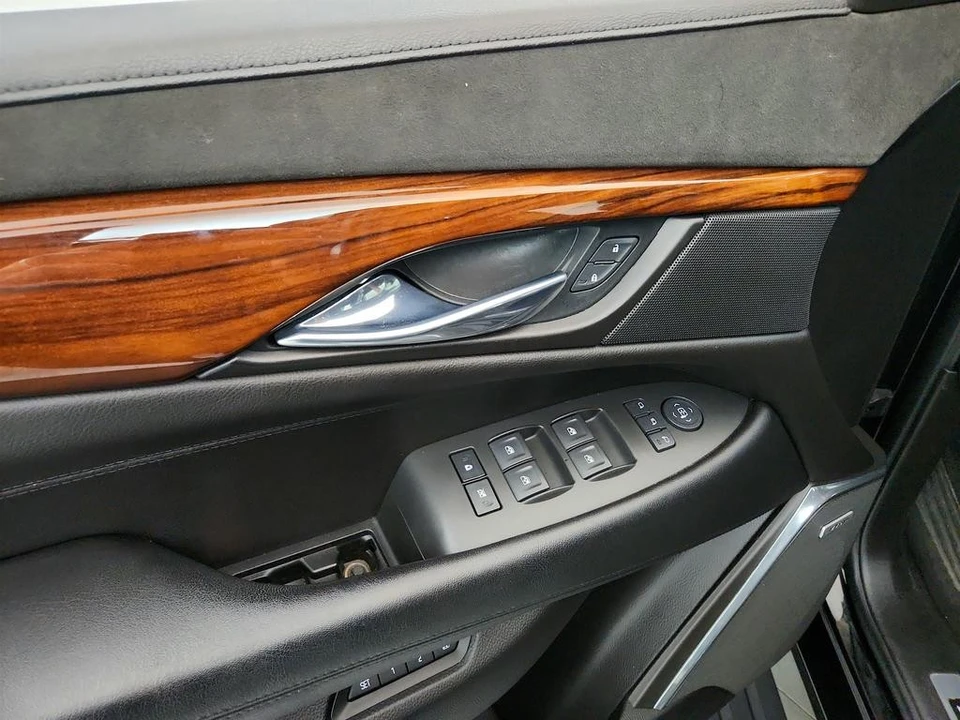 2015 Cadillac Escalade 4th Gen - Image 21 of 21