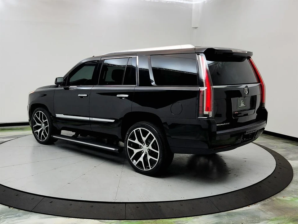 2015 Cadillac Escalade 4th Gen - Image 7 of 21