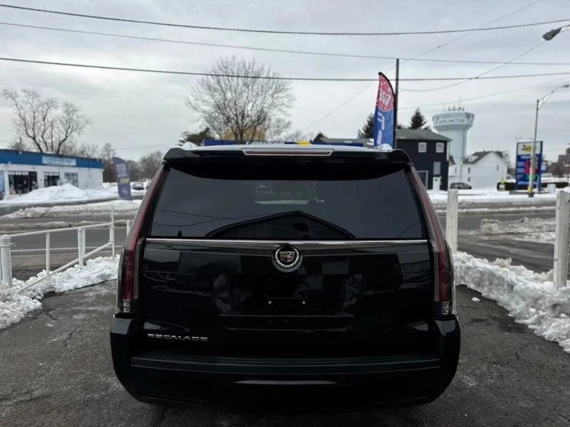2015 Cadillac Escalade 4th Gen - Image 12 of 12