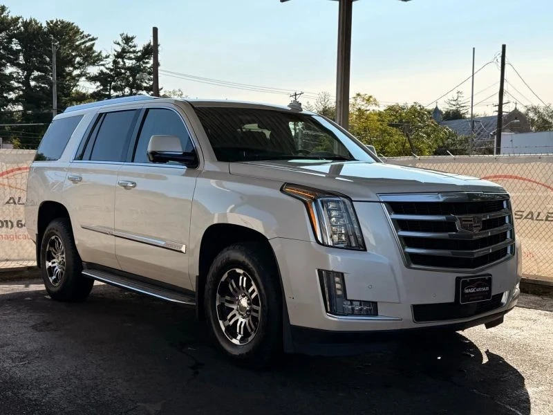 2015 Cadillac Escalade 4th Gen - Image 6 of 12