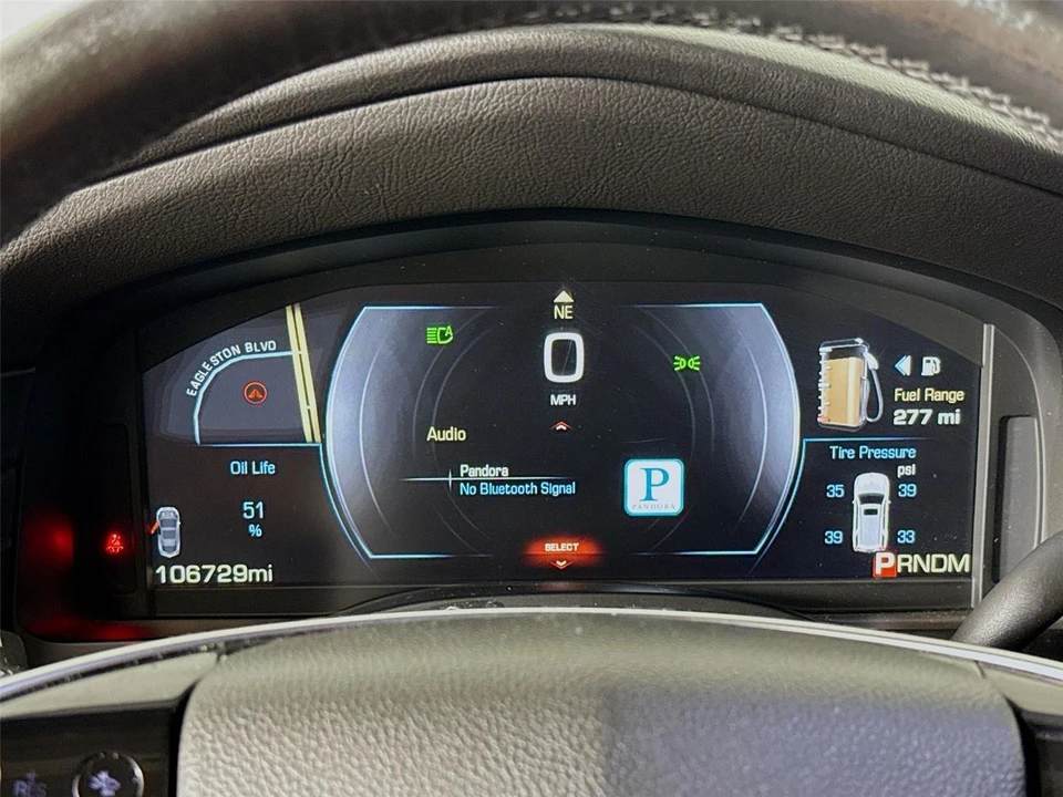 2015 Cadillac Escalade 4th Gen - Image 9 of 14