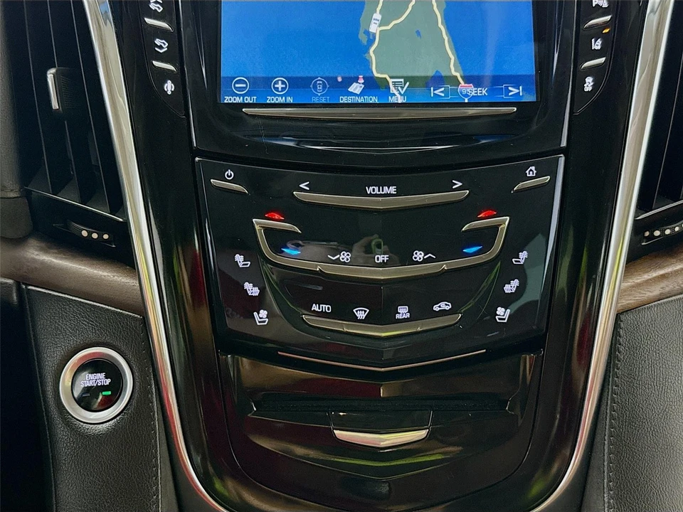 2015 Cadillac Escalade 4th Gen - Image 16 of 21