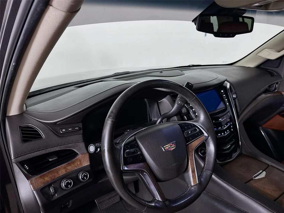 2015 Cadillac Escalade 4th Gen - Image 6 of 14