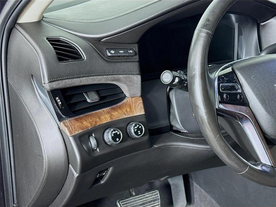 2015 Cadillac Escalade 4th Gen - Image 7 of 14