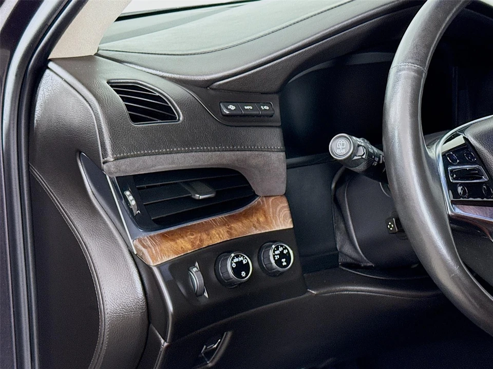 2015 Cadillac Escalade 4th Gen - Image 10 of 21