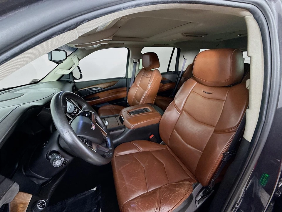 2015 Cadillac Escalade 4th Gen - Image 19 of 21