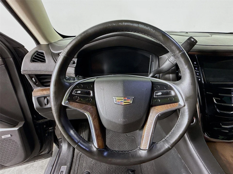 2015 Cadillac Escalade 4th Gen - Image 8 of 14