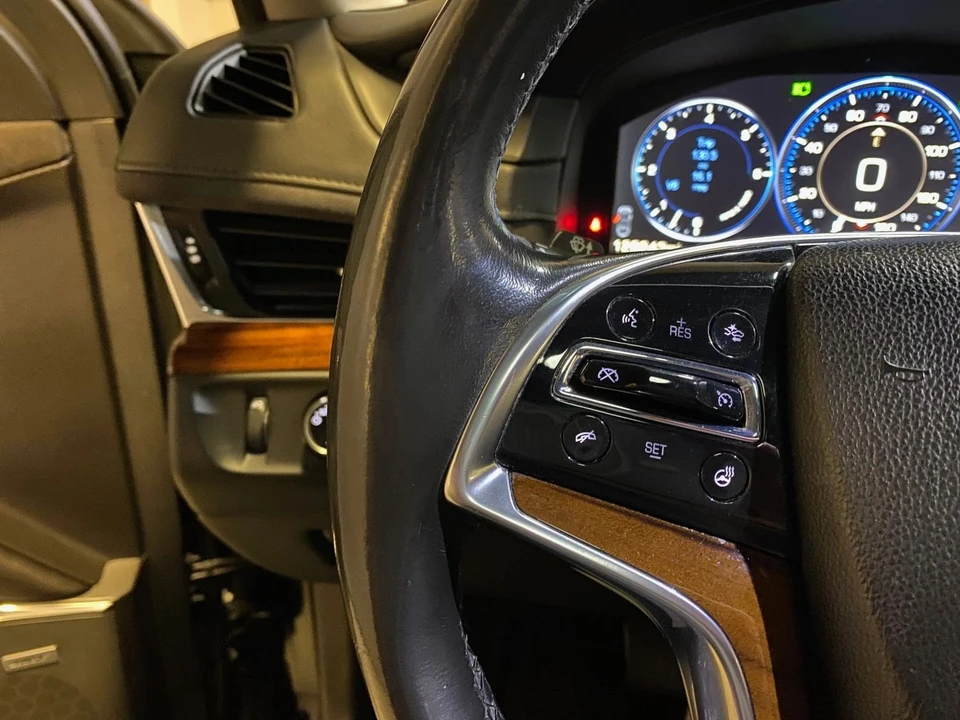 2015 Cadillac Escalade 4th Gen - Image 18 of 21