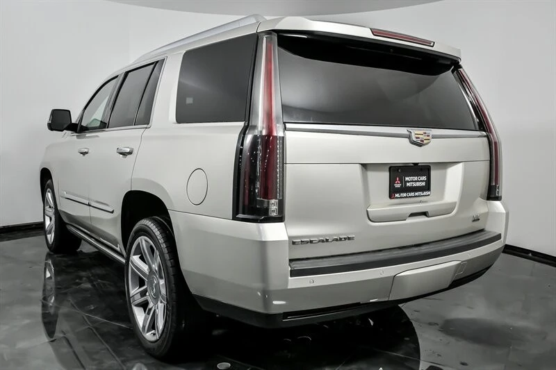 2015 Cadillac Escalade 4th Gen - Image 8 of 21