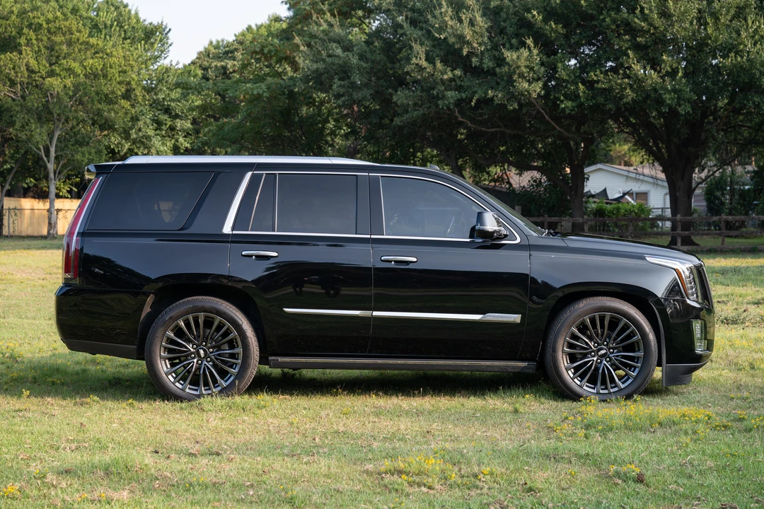 2015 Cadillac Escalade 4th Gen - Image 10 of 31