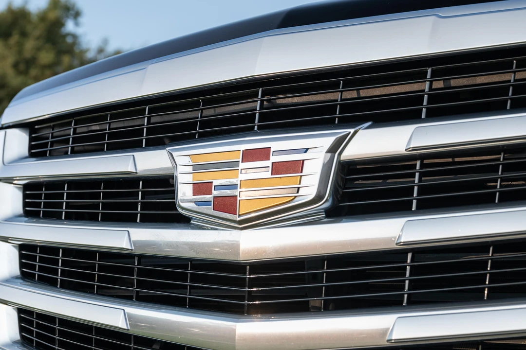 2015 Cadillac Escalade 4th Gen - Image 27 of 31