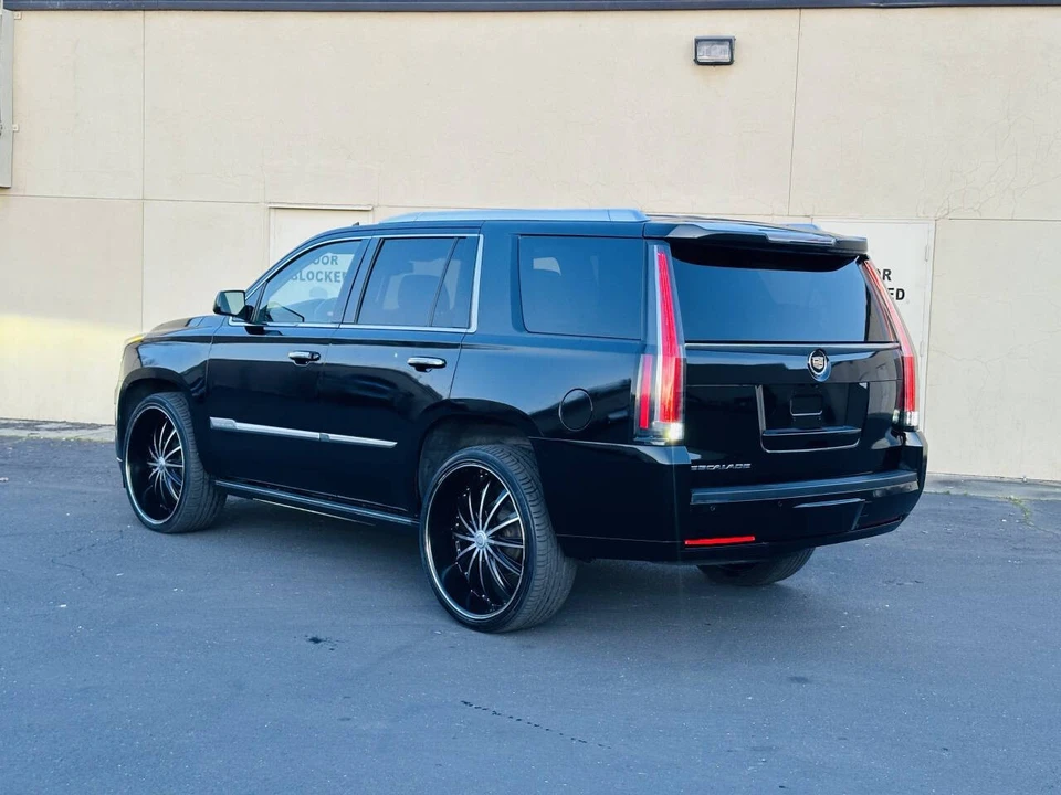 2015 Cadillac Escalade 4th Gen - Image 7 of 21