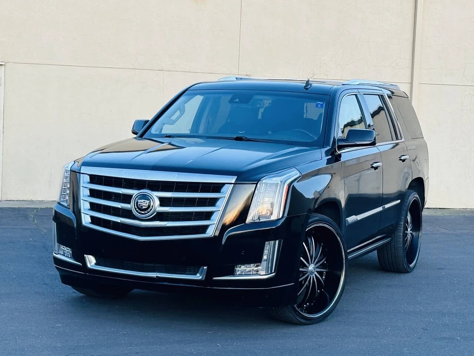 2015 Cadillac Escalade 4th Gen - Image 3 of 21