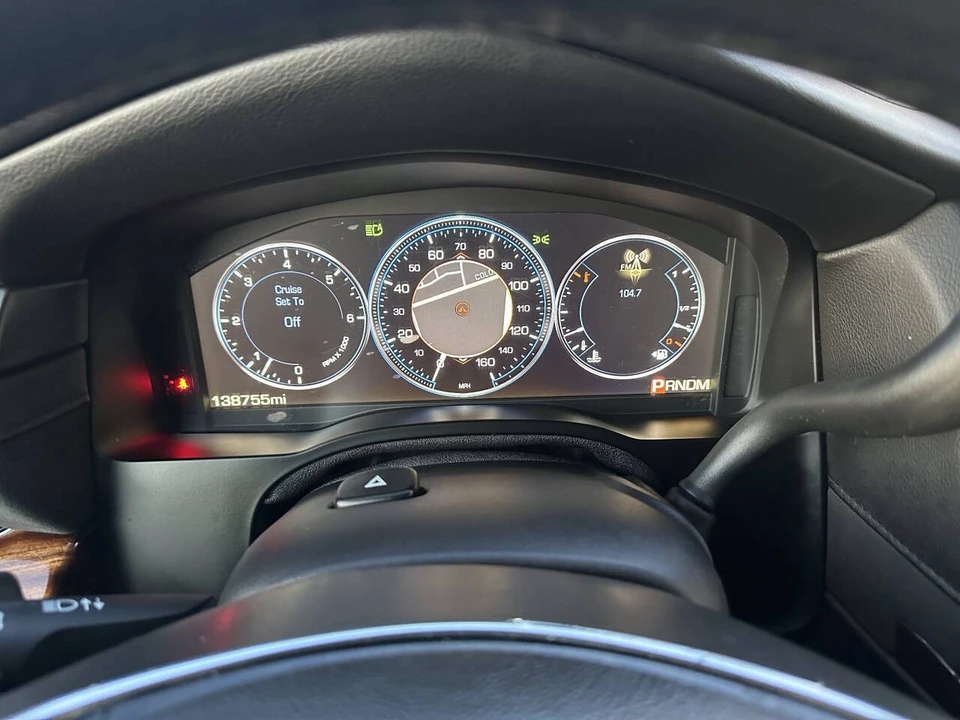 2015 Cadillac Escalade 4th Gen - Image 18 of 21