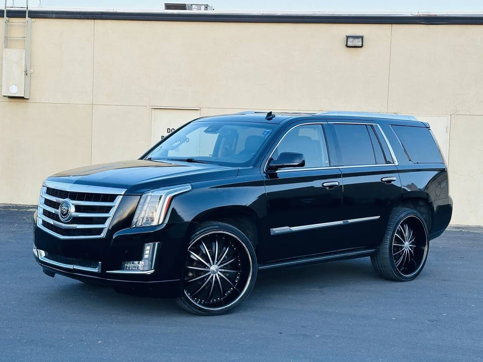 2015 Cadillac Escalade 4th Gen - Image 4 of 21