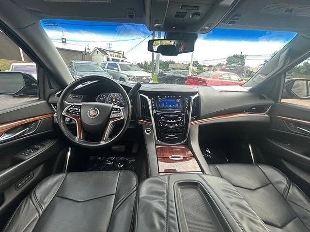 2015 Cadillac Escalade 4th Gen - Image 11 of 12