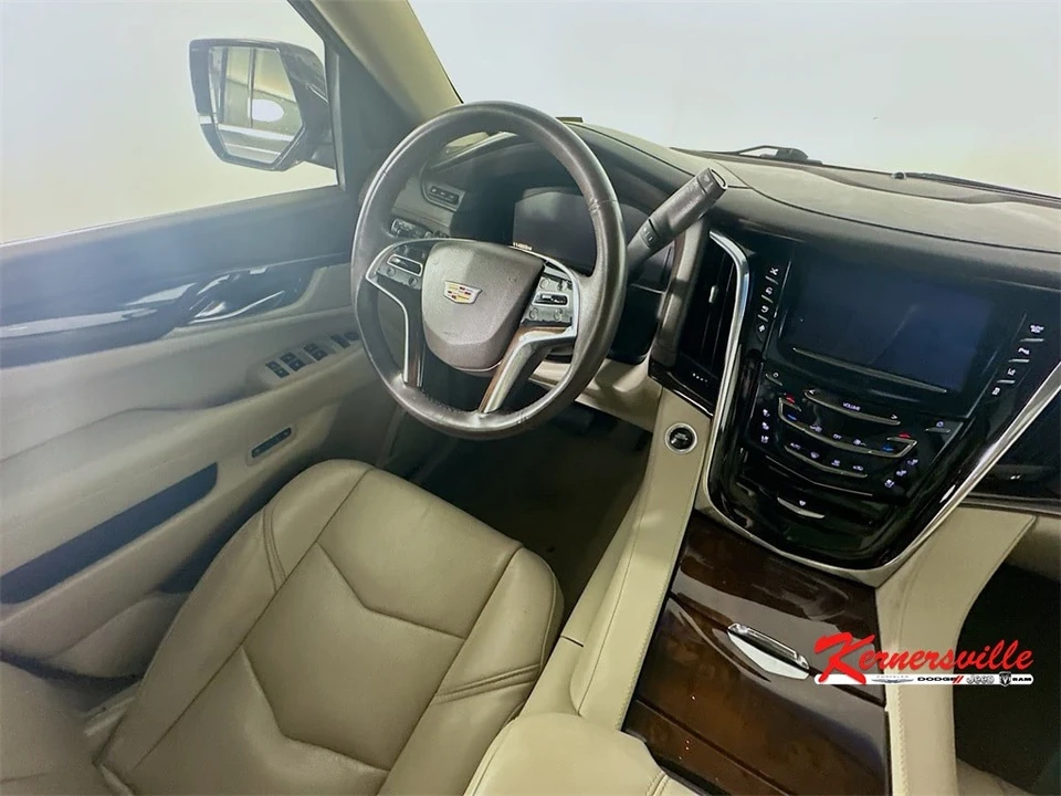 2015 Cadillac Escalade 4th Gen - Image 9 of 21