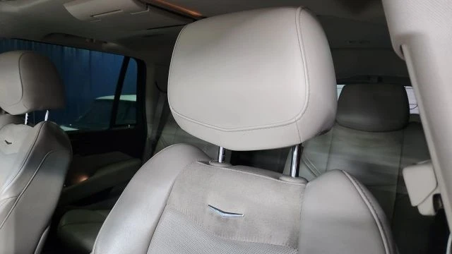 2015 Cadillac Escalade 4th Gen - Image 11 of 12