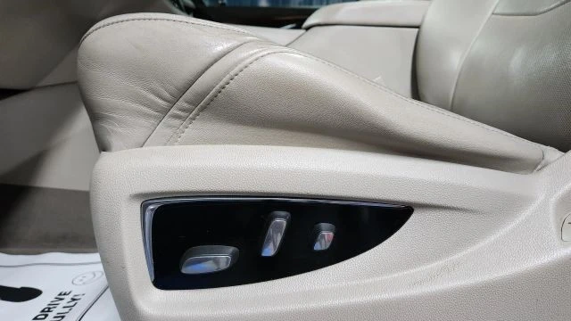 2015 Cadillac Escalade 4th Gen - Image 10 of 12