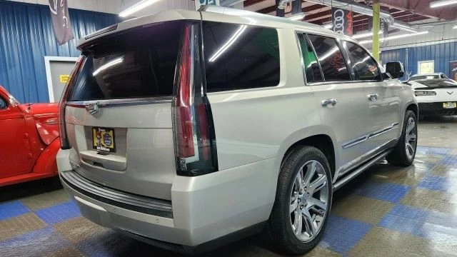 2015 Cadillac Escalade 4th Gen - Image 4 of 12