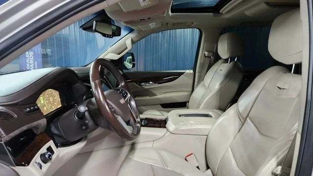 2015 Cadillac Escalade 4th Gen - Image 7 of 12