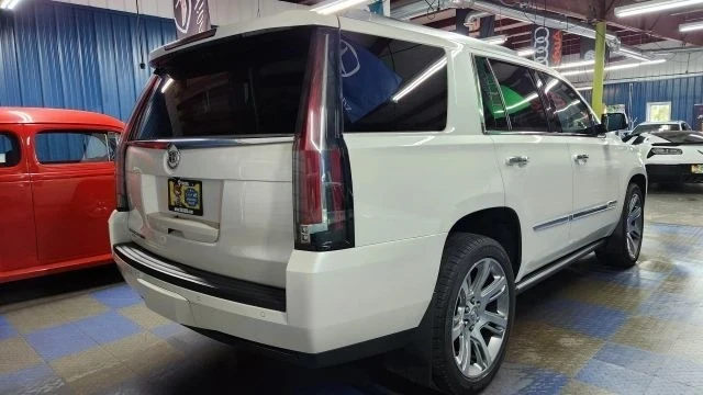 2015 Cadillac Escalade 4th Gen - Image 3 of 21