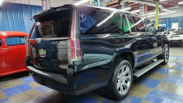 2015 Cadillac Escalade 4th Gen - Image 3 of 12