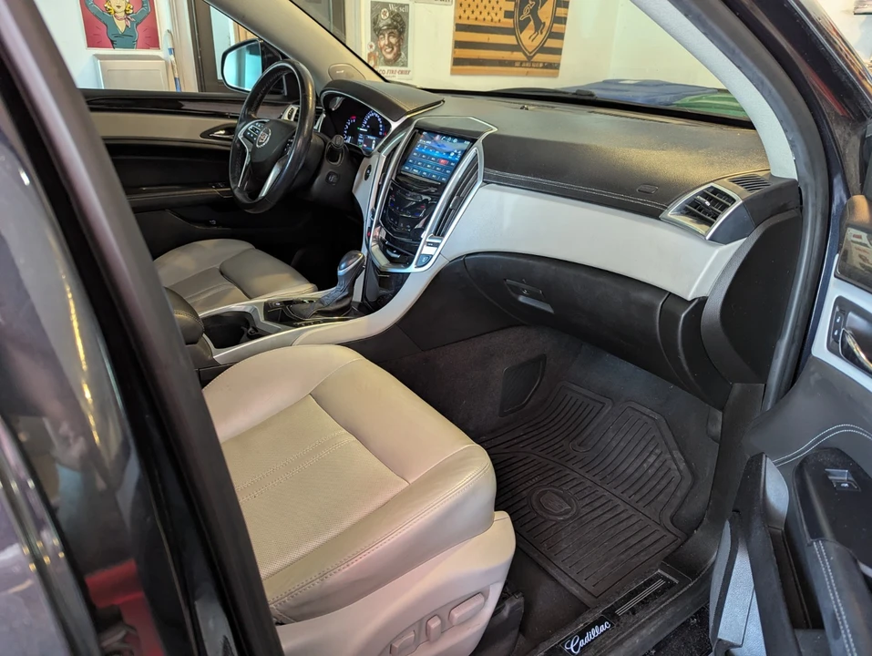 2015 Cadillac SRX - Image 8 of 21
