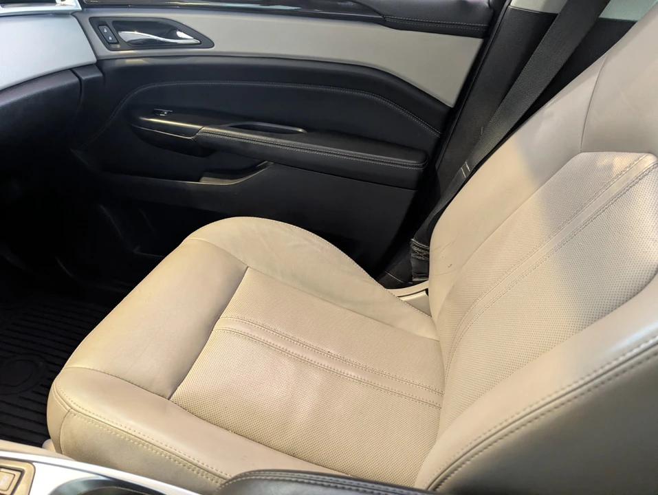2015 Cadillac SRX - Image 9 of 21