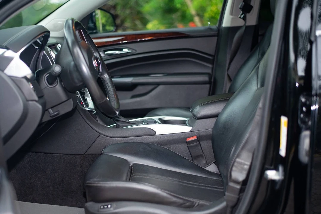 2015 Cadillac SRX - Image 13 of 21