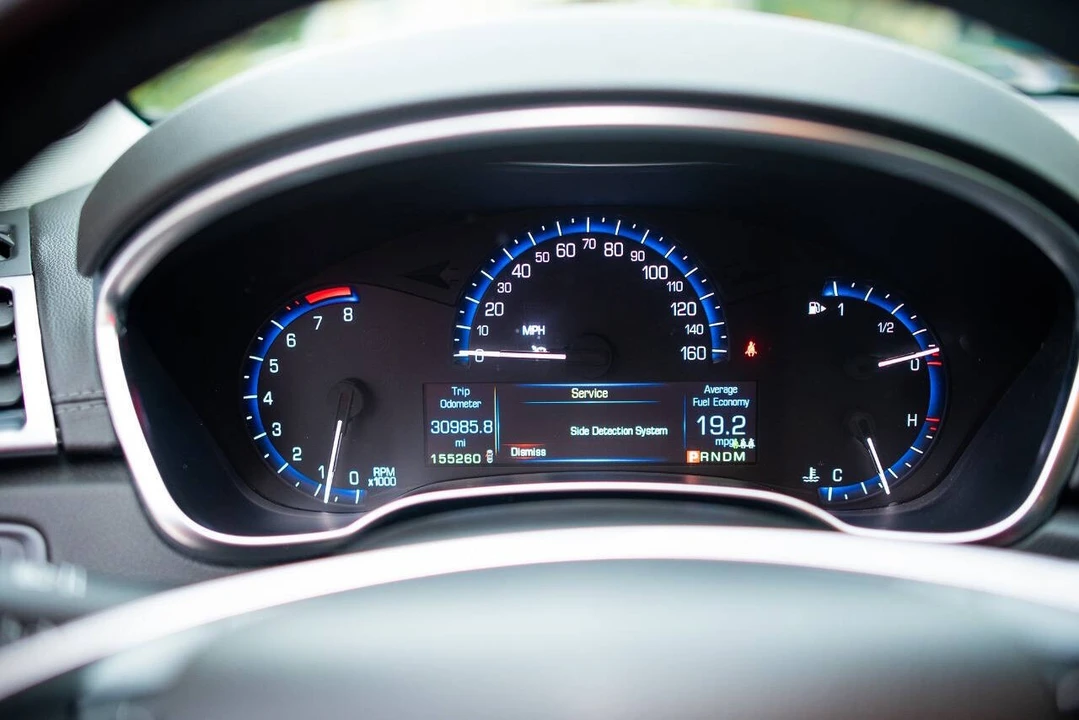 2015 Cadillac SRX - Image 15 of 21