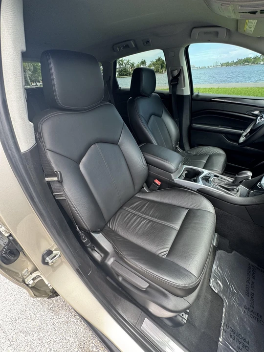 2015 Cadillac SRX - Image 18 of 21
