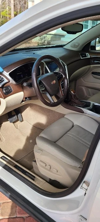 2015 Cadillac SRX - Image 12 of 19